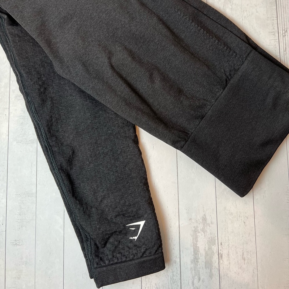 VITAL SEAMLESS 2.0 LONG SLEEVE CROP TOP AND LEGGINGS - Picture 8 of 9